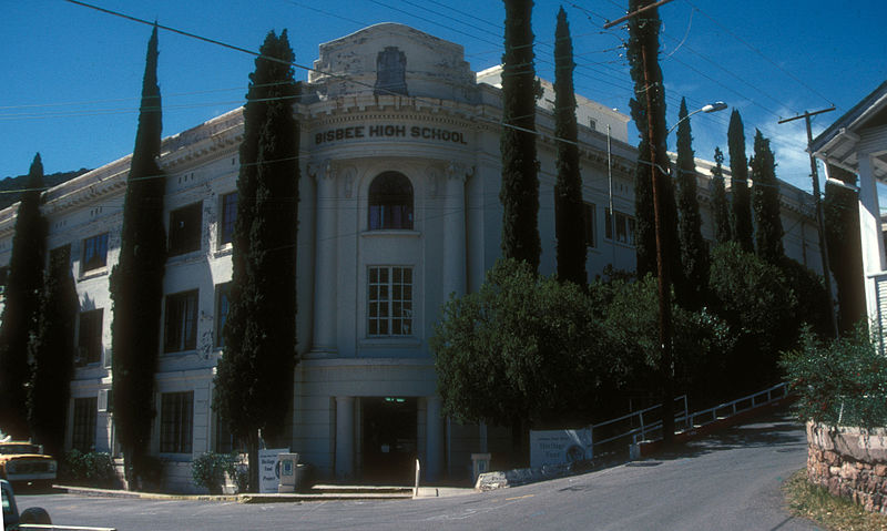 bisbee-arizona-affordable-sunny-small-town