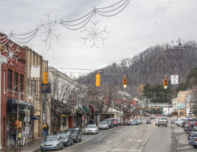 boone-north-carolina-affordable-small-sunny-town