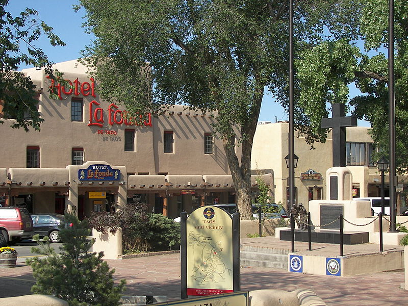 taos-new-mexico-affordable-small-sunny-town